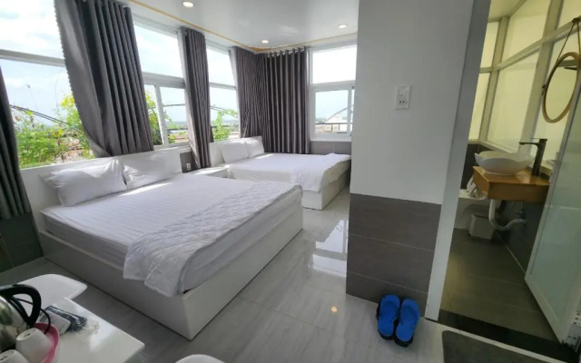 Van Nhi Hotel – Guest Rooms – Bac Lieu