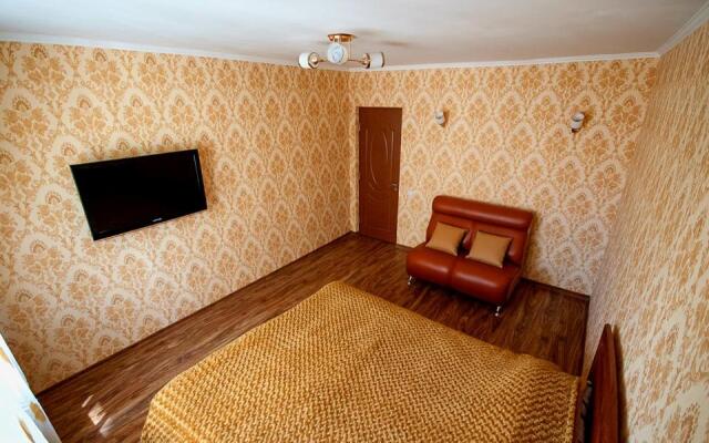 Cozy flat on Pushkin 33