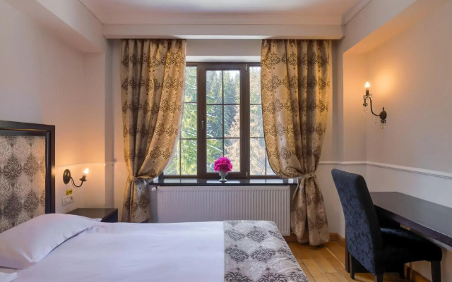 Rizzo Boutique Hotel