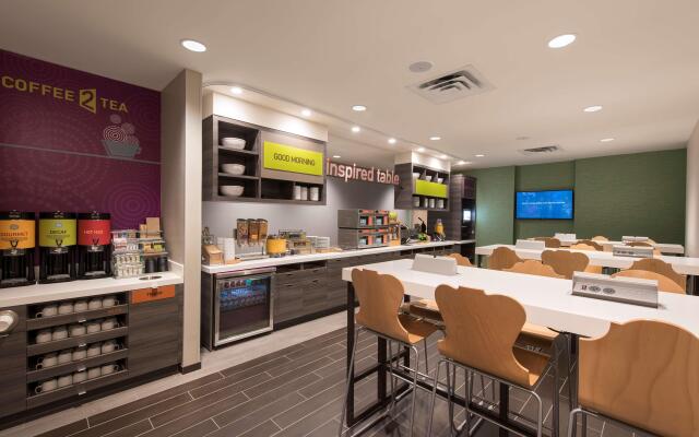 Home2 Suites by Hilton Indianapolis Downtown