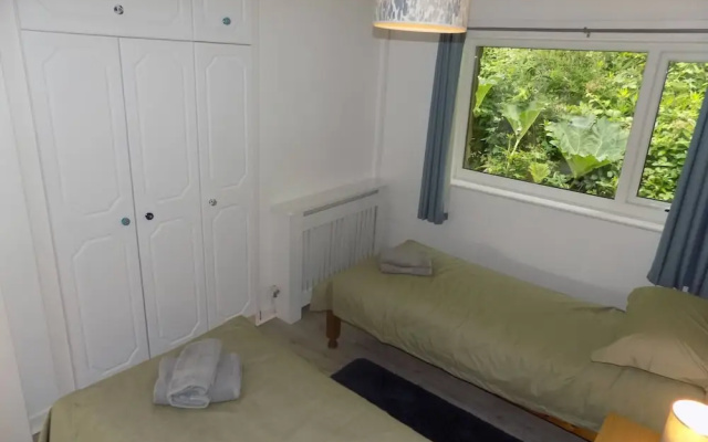 Cosy Cabin Retreat in Ilfracombe, North Devon