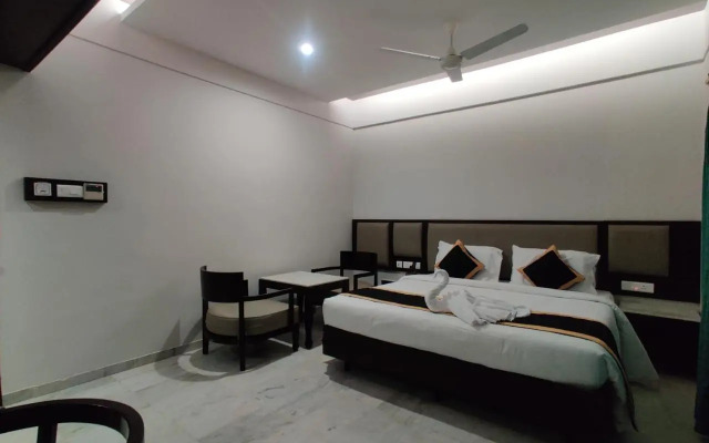 Hotel Saratha Rajans