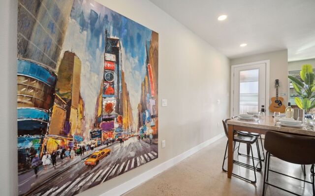 Swanky Townhome Near Old Town, Breweries and River