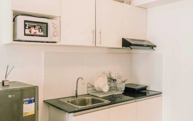 City Haven With Prime Views