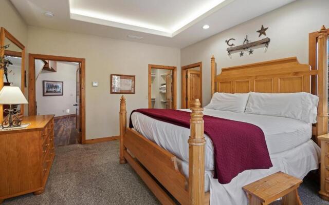 Vine Maple-Golf View-5Br/4.5Ba