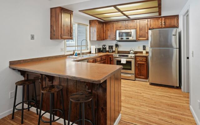 5 Sandhill 3 Bedroom Home by RedAwning