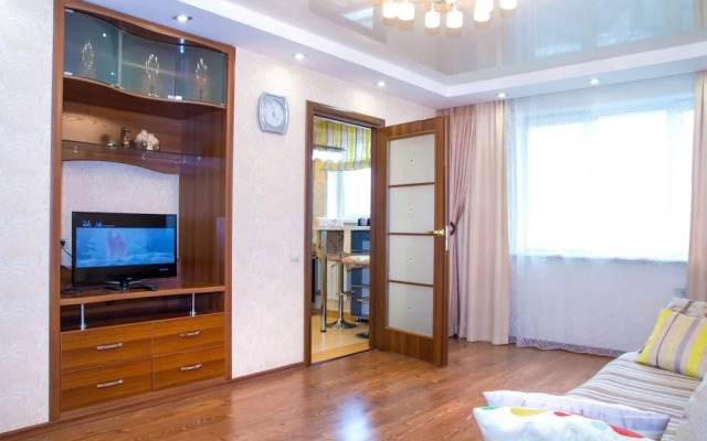 Apartment on Okeanskiy prospect 101