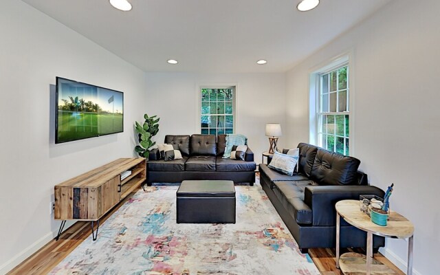 76overrd 3 Bedroom Home