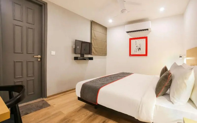 OYO townhouse18557 Sector Twenty Seven