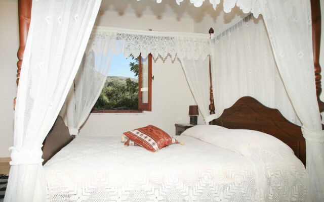 Areti Courtyard Villas