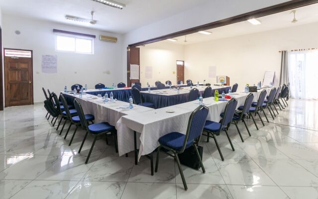 Sunrise Resort Apartments & Spa