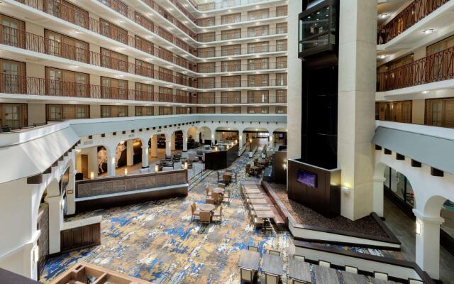 Embassy Suites by Hilton Tulsa I-44