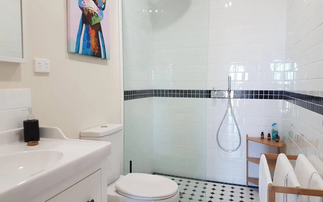 Kernow Charters Towers