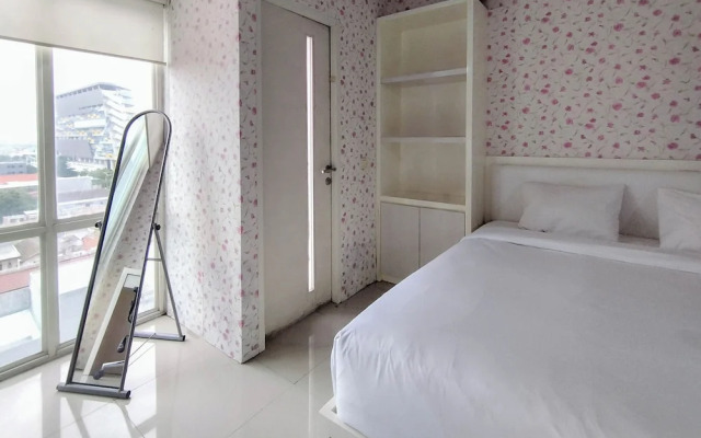 Comfy and Warm Studio at The Square Surabaya Apartment