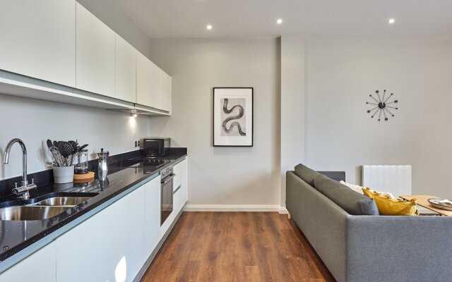 Designer City Centre Apartment