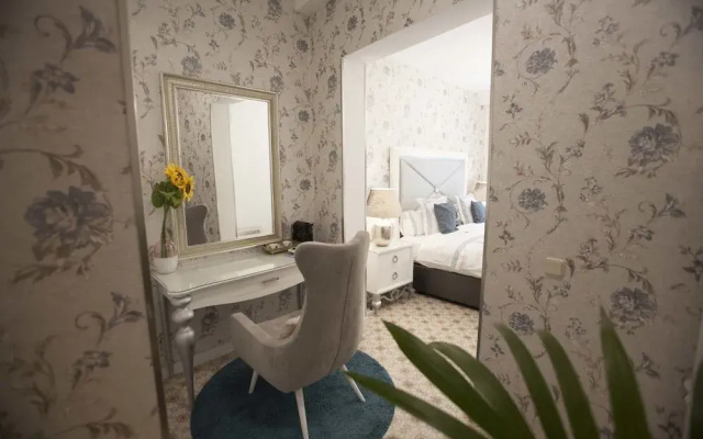 Hostal Boutique Palace - Adults Only