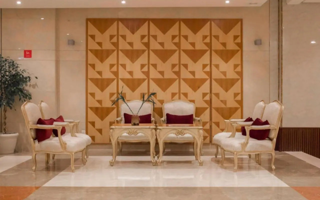 Rycom Crystal Hotel