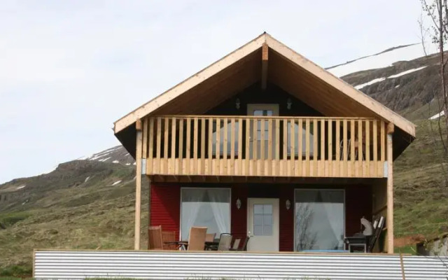 The Hall Holiday Home