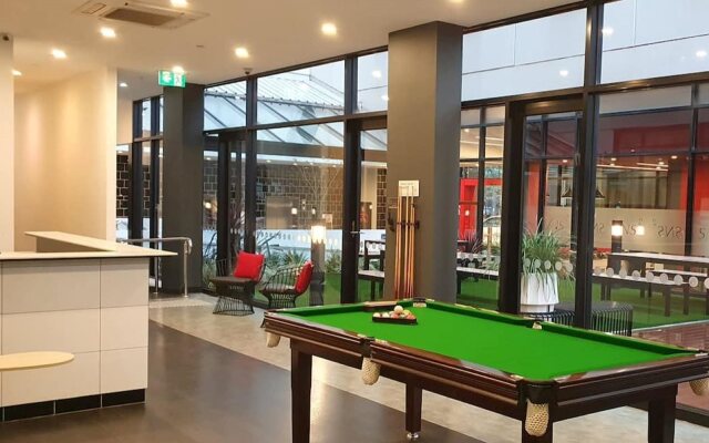 Essence Hotel Carlton