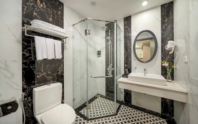 Amara Hanoi Hotel