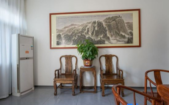 Yunzhu Couryard-style Homestay (Huayin Huashan Town) – Hotel Rooms – Weinan