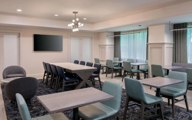 Hampton Inn Hartford/Airport