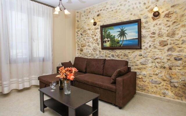 Argyro House II