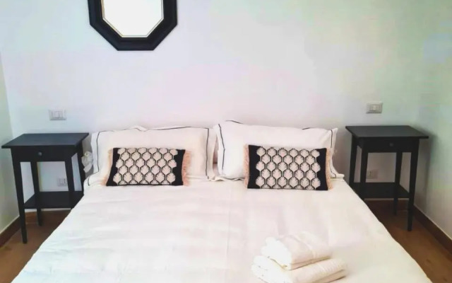 Apartment 1913