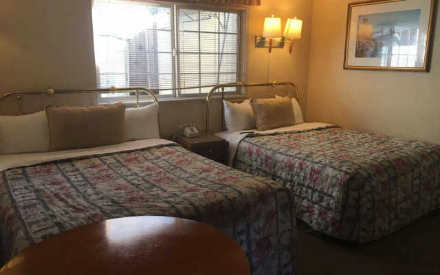 Pacific Heights Inn
