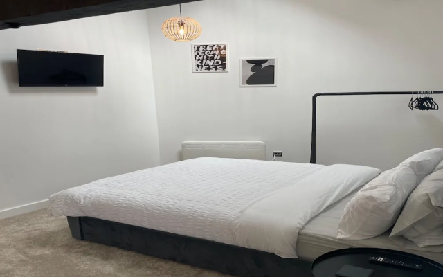 Cozy Studio in Brighouse