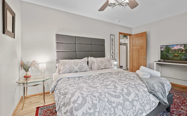 Mosinee Woodland Escape - Lower Suite