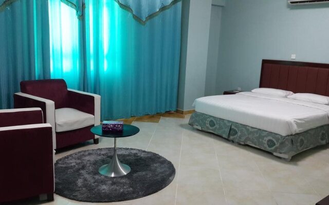 Golden Star Hotel