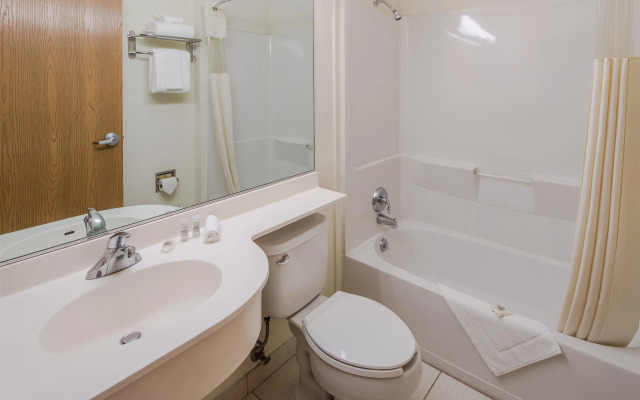 Microtel Inn & Suites by Wyndham Culiacan