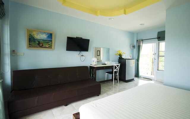 Viewpoint Khaokoh Hotel