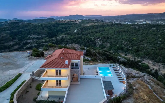 Agnanti Sea View Villa