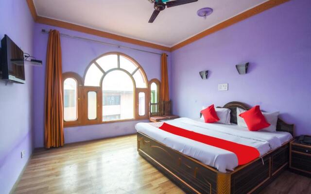 OYO 66476 Hotel Divine Kashmir