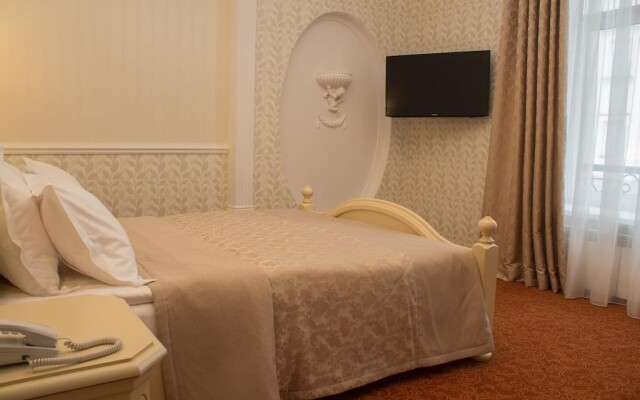 Metropol Hotel