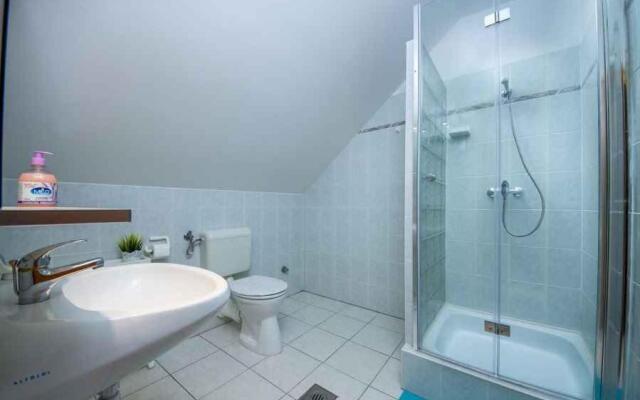Apartment in Balatonmariafürdo 40852
