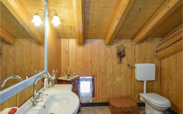 Awesome Apartment in Borno With 4 Bedrooms and Wifi