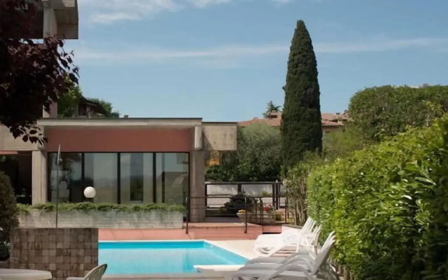 Virgilio Residence