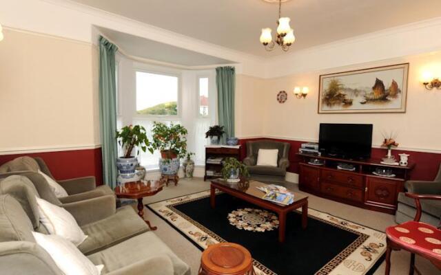 Woodlands Guest House