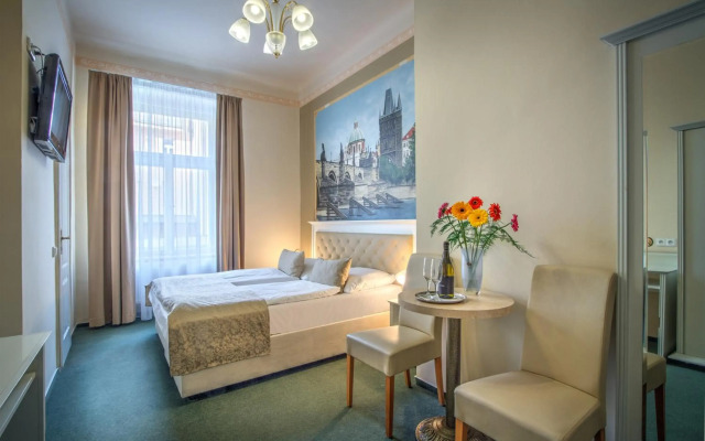 Hotel Taurus
