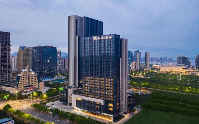 Madison Hotel Qingdao West Coast City Balcony