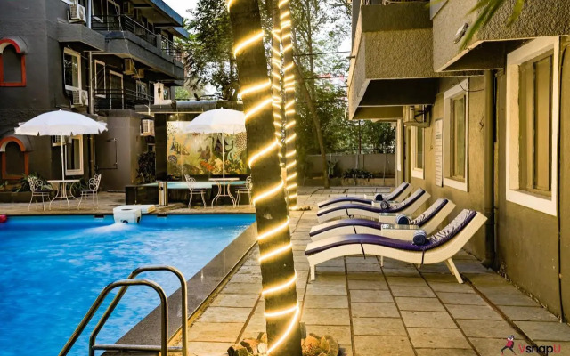 Oyo Premium Candolim Beach