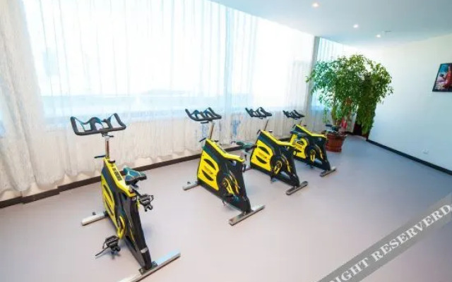 Super 8 Hotel (Weifang Yihe First City Gudemao)