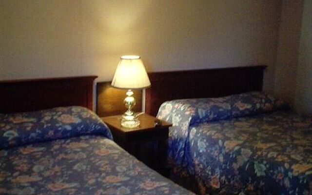 Three Diamond Inn