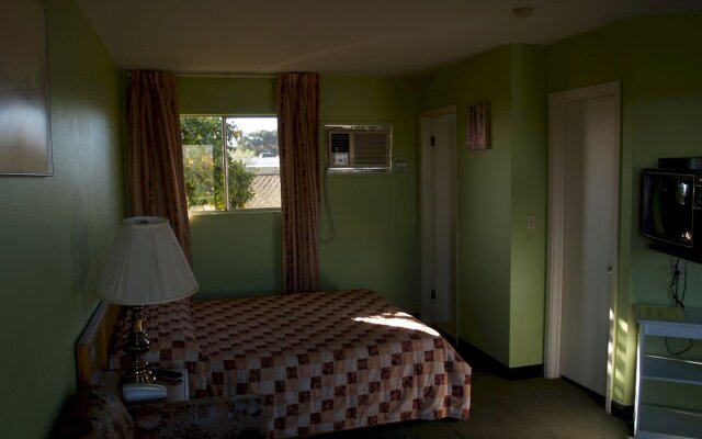 Desert Rose Motel