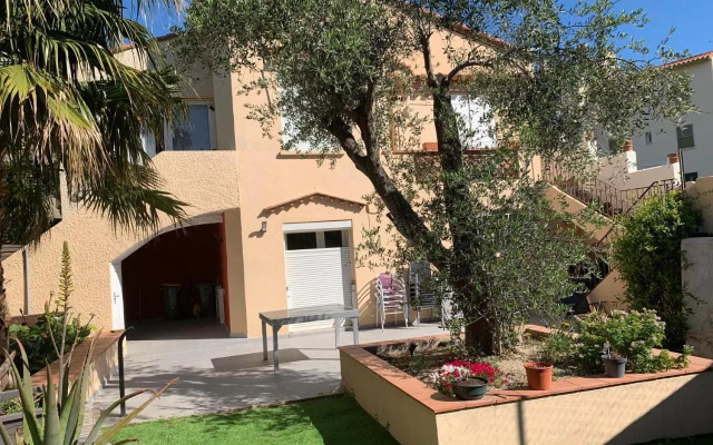 meublé au calme à 1 minute de la plage