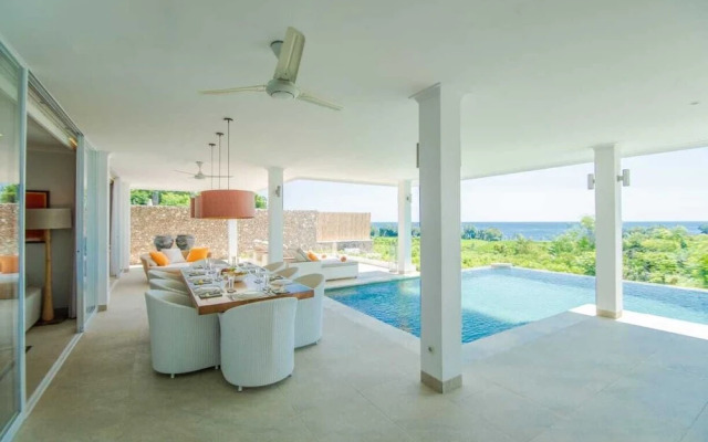 Deep Blue Villa