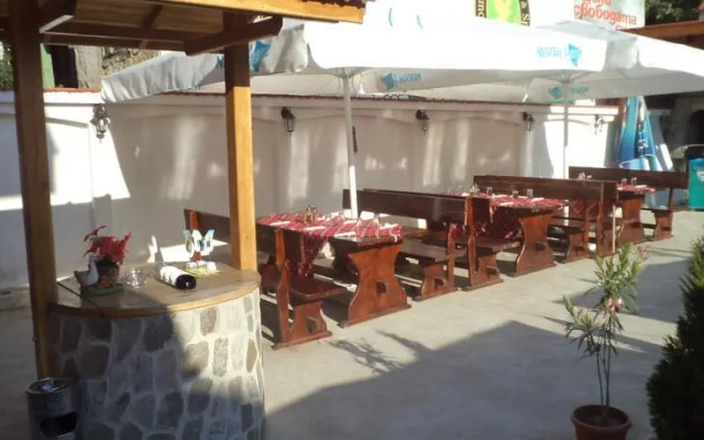 Tzvetelina Palace Hotel